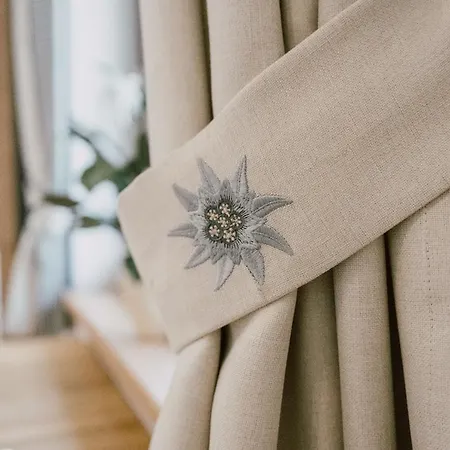 Gasthof Nedererhof - Edelweiß Mit Gemeinschaftsküche 3*